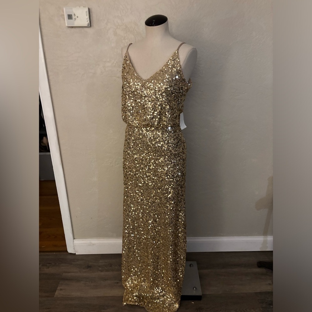 B Darlin Gold Sequin V-Neck Spaghetti Strap Evening Dress Sz 9/10 NWT